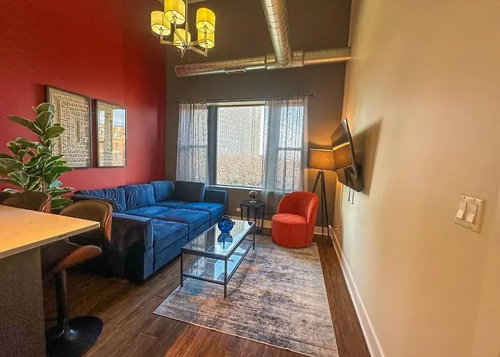 Apartment Cozy 3br Modern Smoke Ok Unit Near Mccormick *