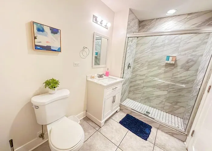 Apartment Cozy 3br Modern Smoke Ok Unit Near Mccormick