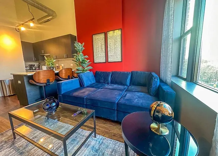 Cozy 3br Modern Smoke Ok Unit Near Mccormick Apartment